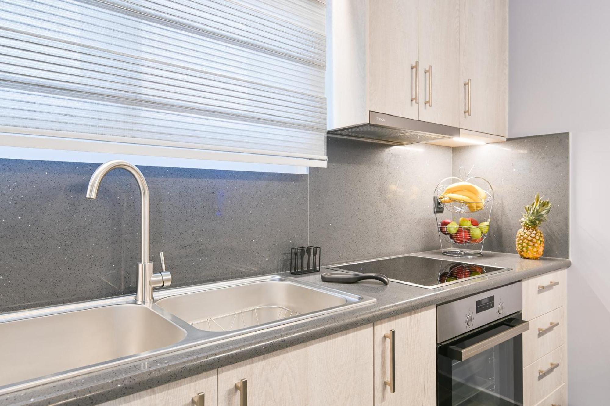 Louisa Luxury Apartments Preveza Bagian luar foto